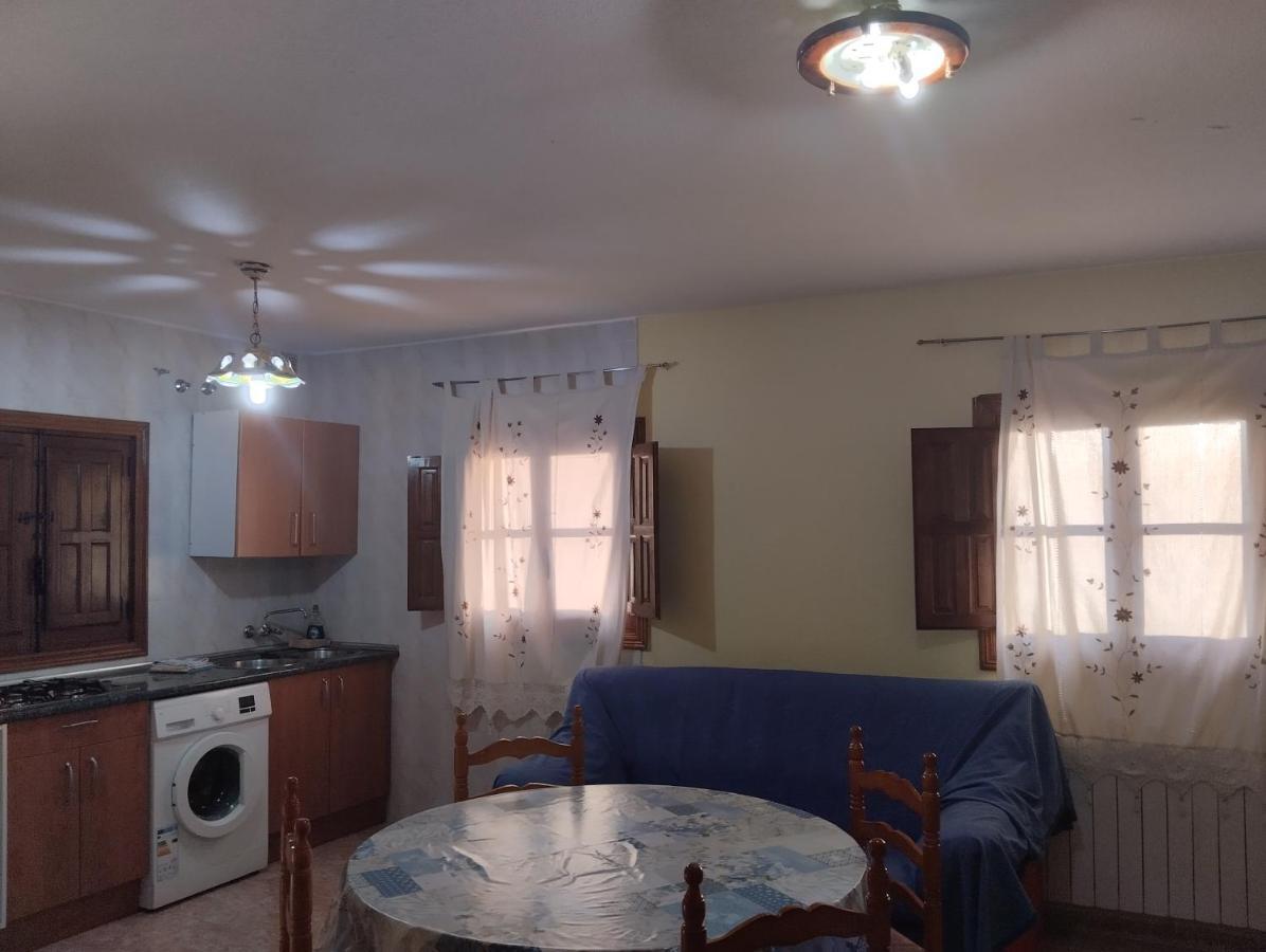 Apartamentos Condado De Miranda มิรานดา เดล กัสตาญาร์ ภายนอก รูปภาพ