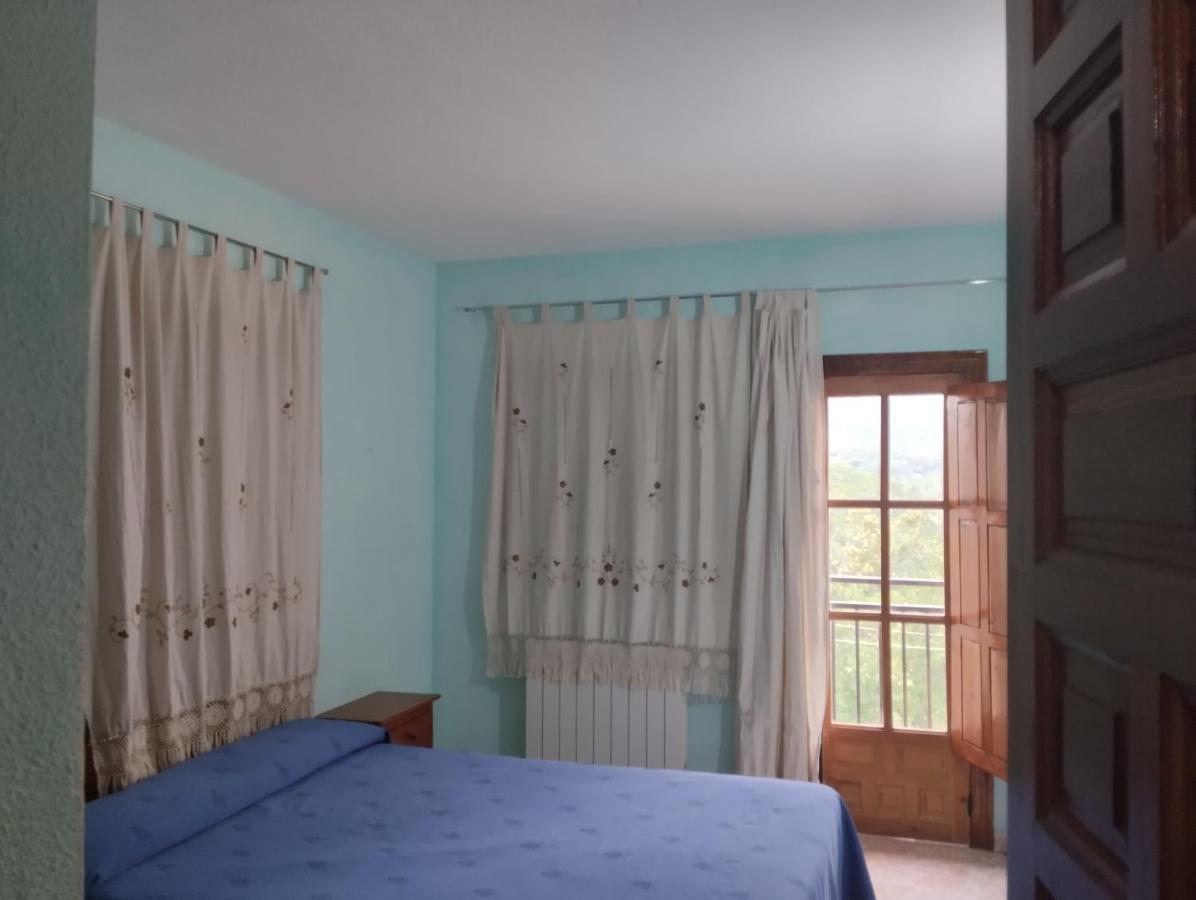 Apartamentos Condado De Miranda มิรานดา เดล กัสตาญาร์ ภายนอก รูปภาพ